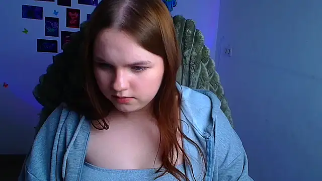 Kitty_Mia_Kitty webcam