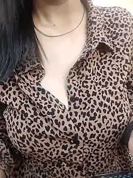 meenu_bhabhi547 webcam