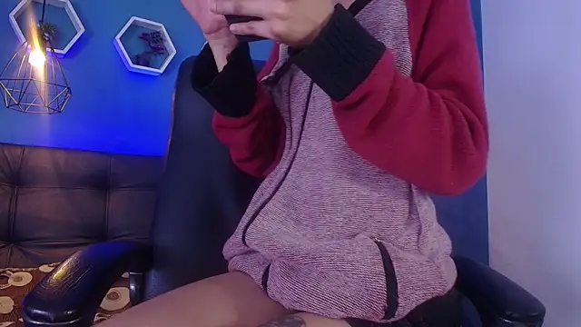 aurora_ath - Aurora_ath's free webcam