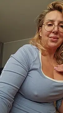 mariarichi_ - MariaRichi_'s free webcam - UK Sex Cams