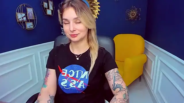 lilfleurish - LilFleurish's free webcam