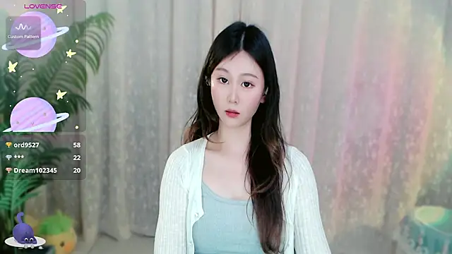 aimee-520 - Aimee-520's free webcam