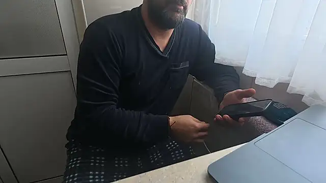 tarkan1 - TARKAN1's free webcam