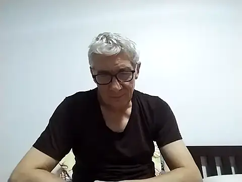 biguncuthardcock - BIGUNCUTHARDCOCK's free webcam