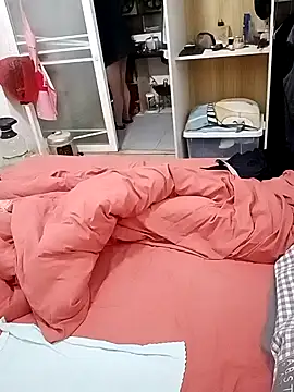 yjw6688 - Yjw6688's free webcam