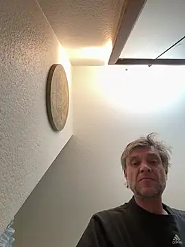 gspot-netym - Gspot-netym's free webcam