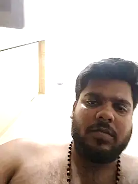 cute_big_hairy_bear - Cute_Big_Hairy_Bear's free webcam