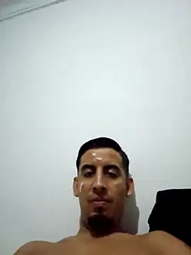 pollaelectrica77 - Pollaelectrica77's free webcam - UK Sex Cams