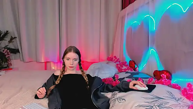 lada2k4 - Lada2k4's free webcam - UK Sex Cams