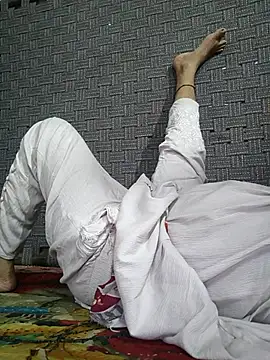 LOVELYKAJALBHABHI webcam