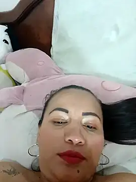 agatha_sluttylatina webcam