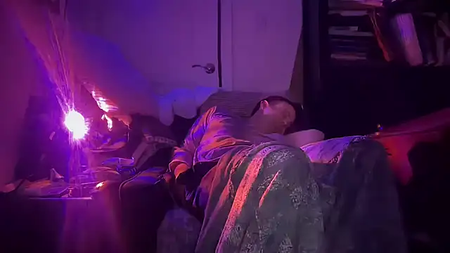 southFLJason305 on FreeCamNet