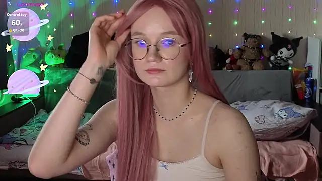 Kitty_smalltits webcam