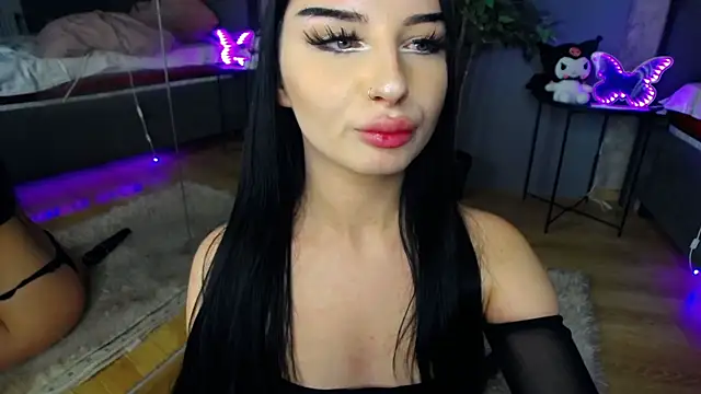 ScarlettJakobs webcam