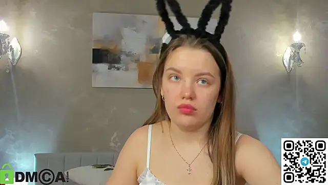 TessaDavidson webcam