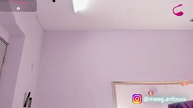 Meeganfoox webcam