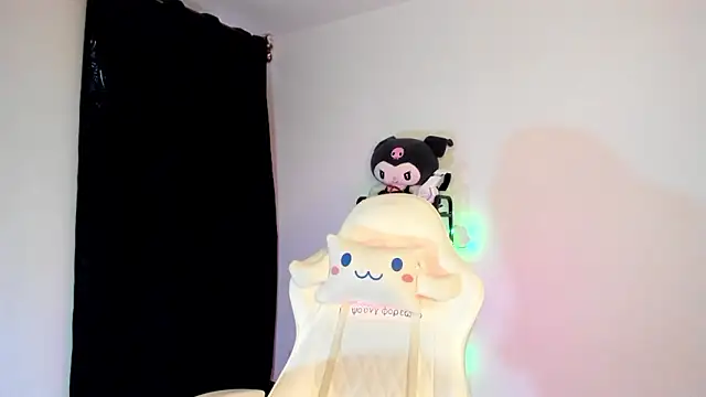 meganthompsonn22 webcam