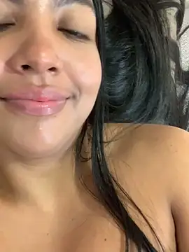 Webcam Model (nicole_fisherr)  is live.Free join now!