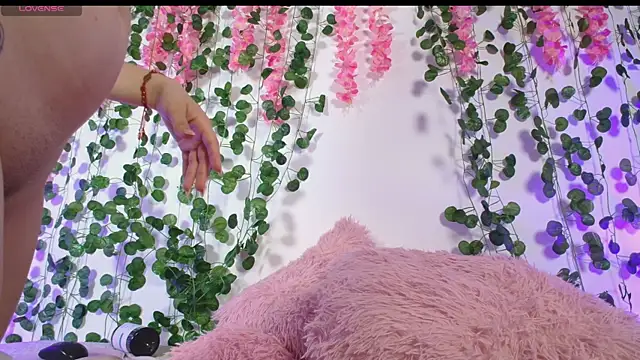 JessicaElowin webcam