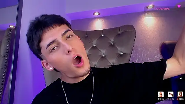 MateoMitchell webcam