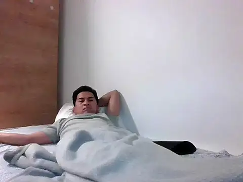 sweetpinoy2027 webcam