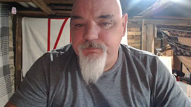 Newfiesausage1972 webcam