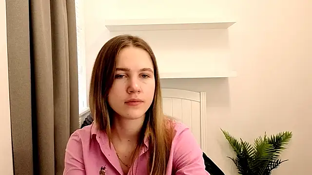 just_l0ve_me - Just_L0VE_me's free webcam - UK Sex Cams