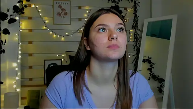 Josephine_Kiss webcam