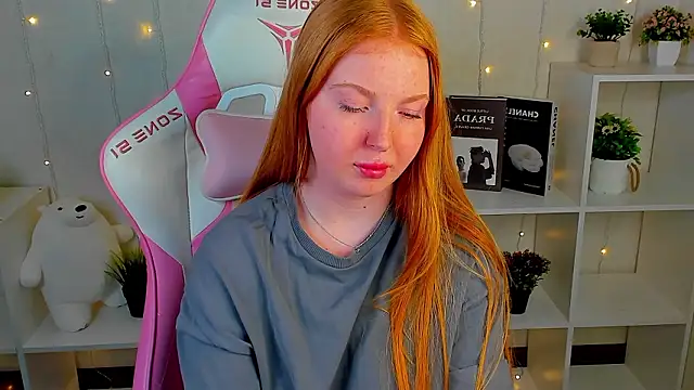 jinny_ginger - Jinny_Ginger's free webcam