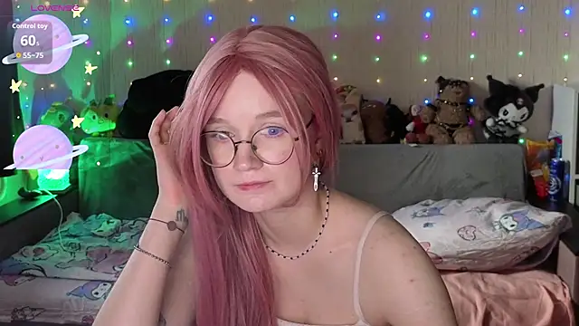 kitty_smalltits - Kitty_smalltits's free webcam - UK Sex Cams