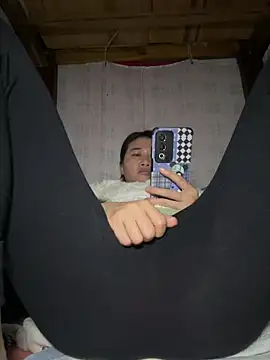 美女daaqnn在线直播