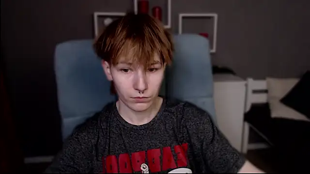 guitarandangell - Guitarandangell's free webcam