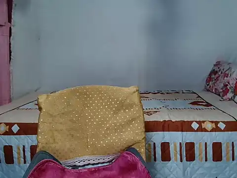 helenam - HelenaM's free webcam