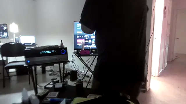 Peachestabby147 webcam