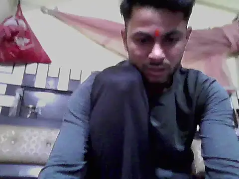 Stubborndesiboy webcam