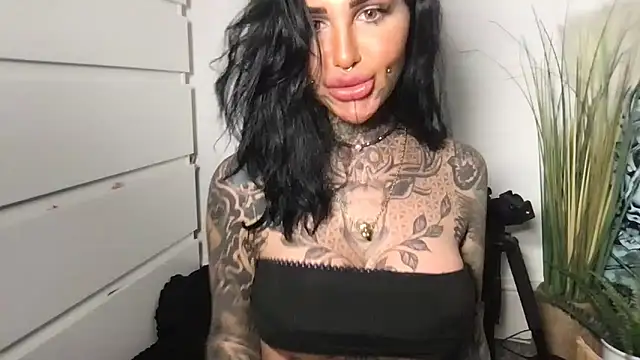 Peaches_and_the_Cream webcam