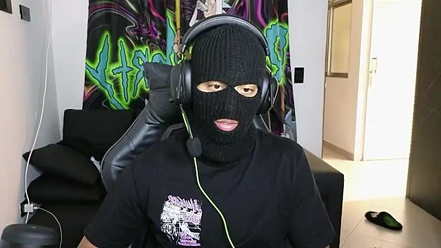 cash_master888 webcam