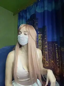 SophieBlackwood webcam