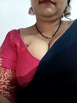 Webcam Model (Nyra-23)  is live.Free join now!