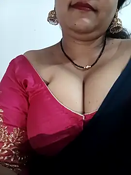 Webcam Model (Nyra-23)  is live.Free join now!