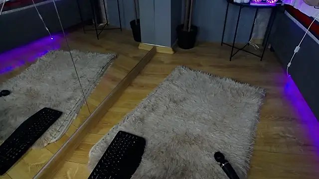 ScarlettJakobs webcam