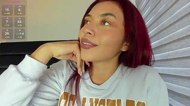 melanie_roux__ webcam