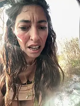 Amani_thewolf webcam