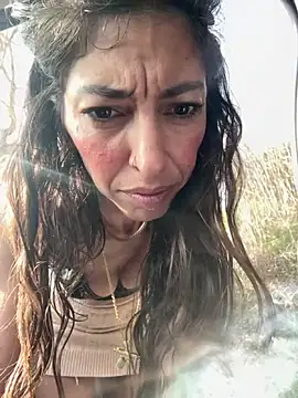 Amani_thewolf webcam