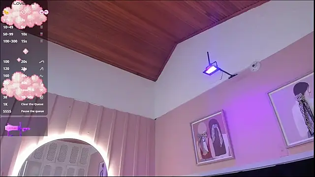 elodie_walker webcam