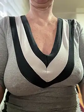 sweetmystery1 webcam