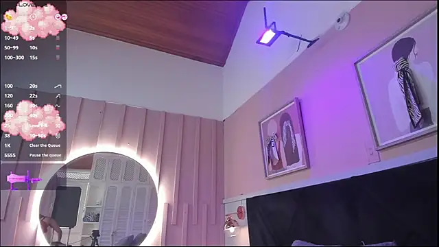 elodie_walker webcam