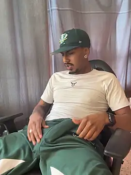 Latinmoster_boss webcam