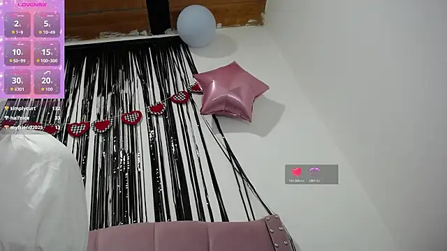 emily_cooper_pym webcam