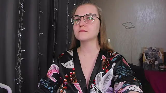 MissBrightShine webcam